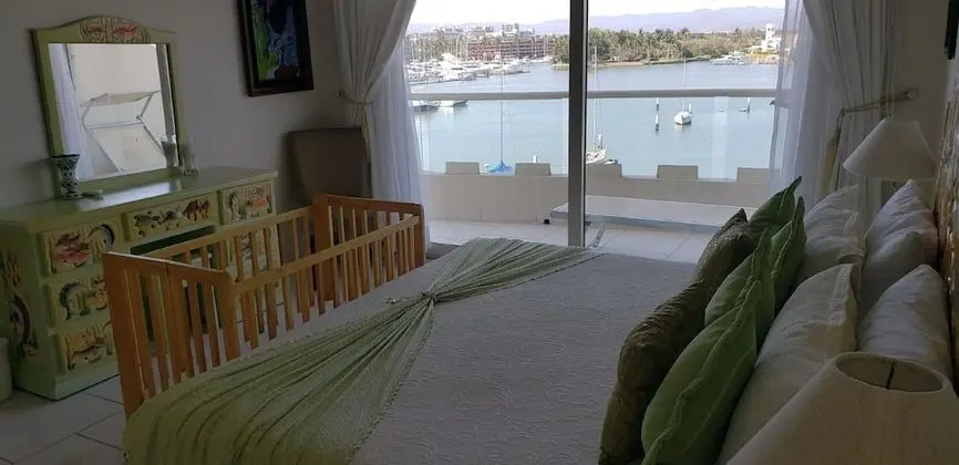 Suite Premium Vista a la Marina.