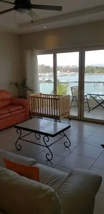 Suite Premium Vista a la Marina.