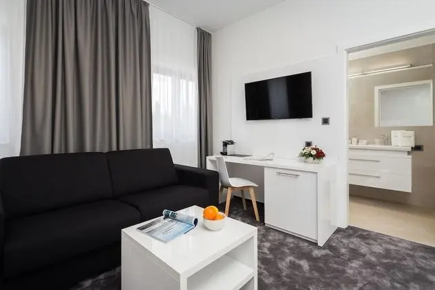 Superior Double Room (Menta)