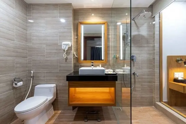 Deluxe Tek Büyük veya İki Ayrı Yataklı Oda, Marina Manzaralı