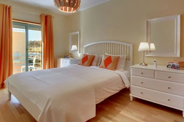 Apart Daire, 1 Yatak Odası, Balkon, Marina Manzaralı