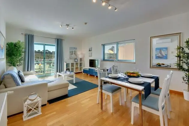 Apart Daire, 1 Yatak Odası, Balkon, Marina Manzaralı
