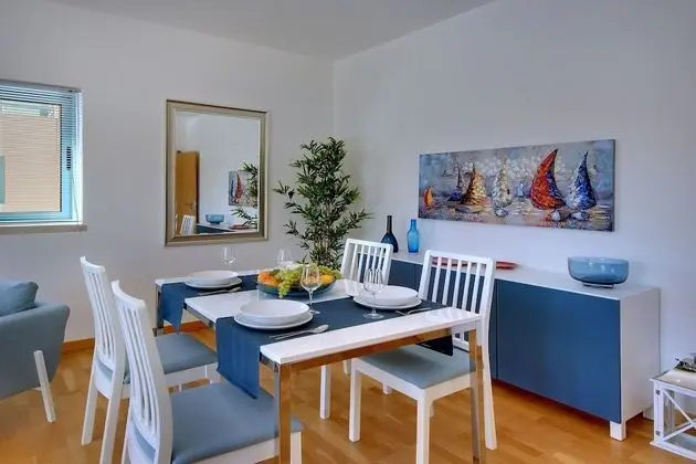 Apart Daire, 1 Yatak Odası, Balkon, Marina Manzaralı
