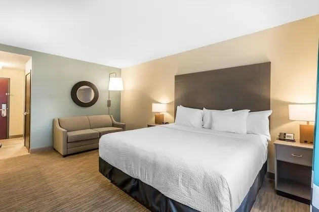 Deluxe Oda, 1 En Büyük (King) Boy Yatak ve Çekyat, Balkon, Marina Manzaralı