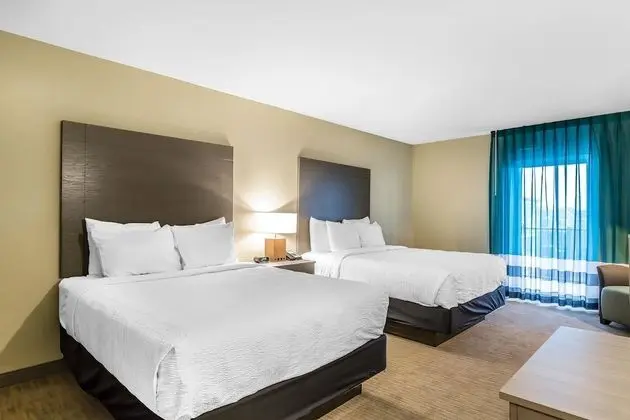 Deluxe Oda, 2 Büyük (Queen) Boy Yatak, Balkon, Kısmi Deniz Manzaralı