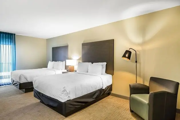 Oda, 2 Büyük (Queen) Boy Yatak, Sigara İçilmez, Marina Manzaralı