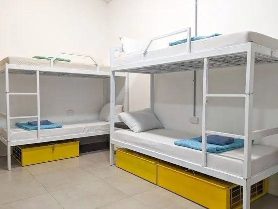 Ortak Ranzalı Oda, Sadece kadınlar için