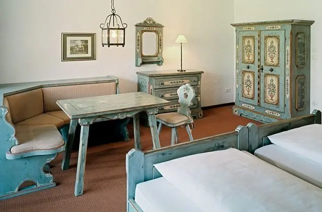 Standard Tek Büyük Yataklı Oda, Göl Manzaralı