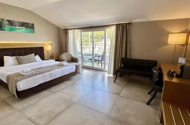 Deluxe Oda, Kısmi Deniz Manzaralı