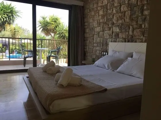 Deluxe Tek Büyük veya İki Ayrı Yataklı Oda