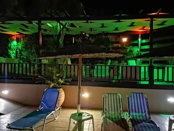 Deluxe Tek Büyük veya İki Ayrı Yataklı Oda