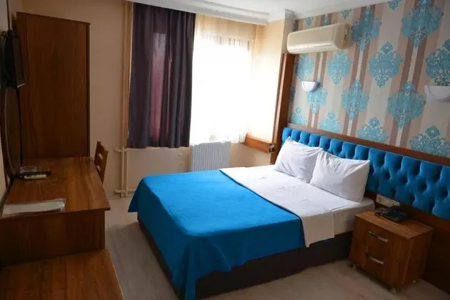 Tek Kişilik, Şehir Manzaralı