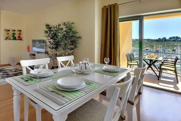 Apart Daire, 1 Yatak Odası, Balkon, Marina Manzaralı