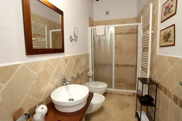 Deluxe Tek Büyük Yataklı Oda, Göl Manzaralı (Bellano)