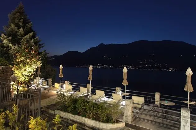 Deluxe Tek Büyük Yataklı Oda, Göl Manzaralı (Bellano)