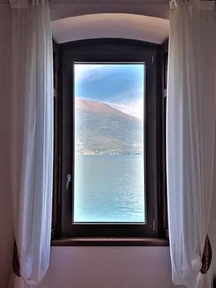 Superior Tek Büyük Yataklı Oda, Göl Manzaralı (Bellagio )