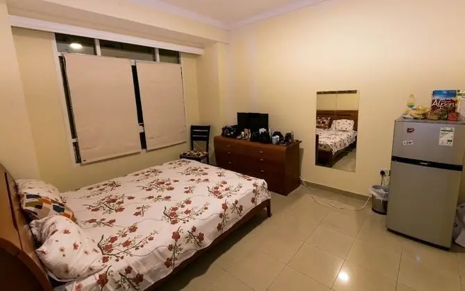Basic Oda, Sadece kadınlar için, Kısmi Deniz Manzaralı, Kule