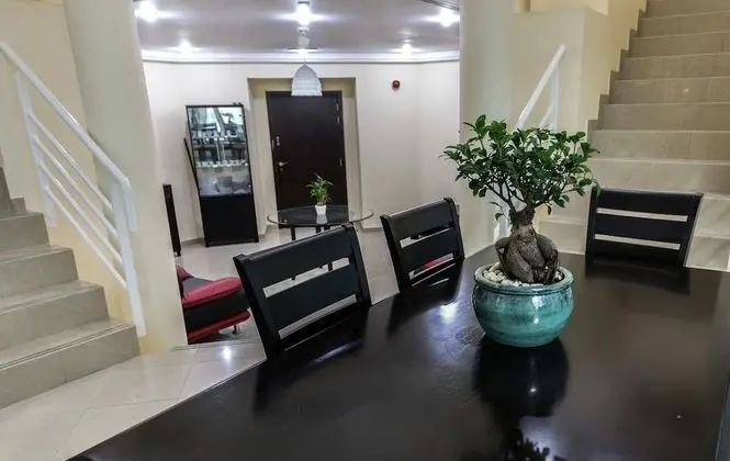 Basic Oda, Sadece kadınlar için, Kısmi Deniz Manzaralı, Kule