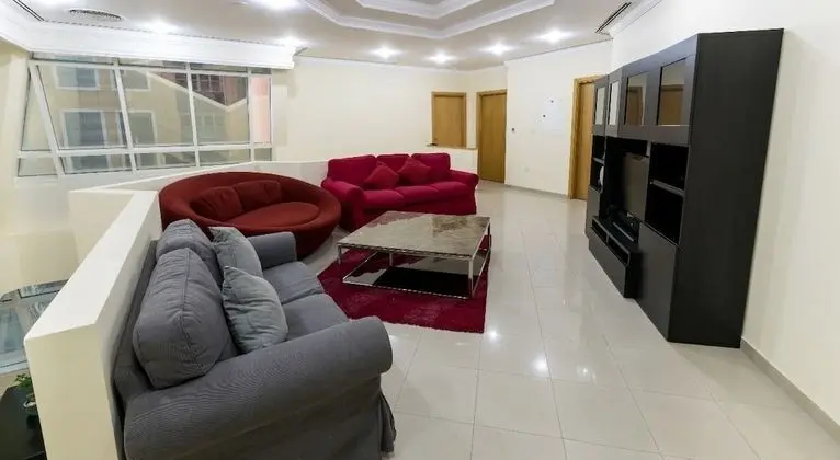 Basic Oda, Sadece kadınlar için, Kısmi Deniz Manzaralı, Kule
