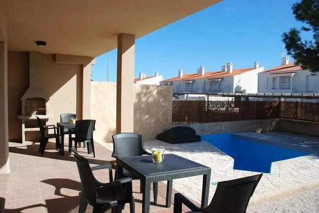 Villa, 5 Yatak Odası, Kişiye Özel Havuzlu, Havuz Manzaralı