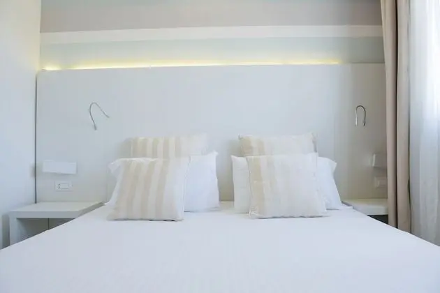 Tek Büyük veya İki Ayrı Yataklı Oda, Deniz Manzaralı