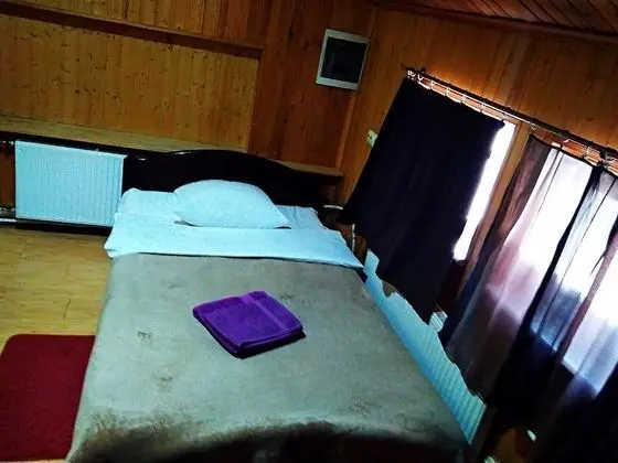 Basic Büyük Yataklı Tek Kişilik Oda