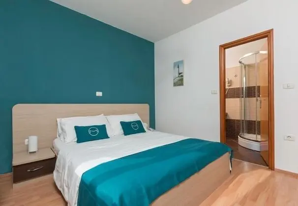 Tek Büyük Yataklı Oda, Deniz Manzaralı