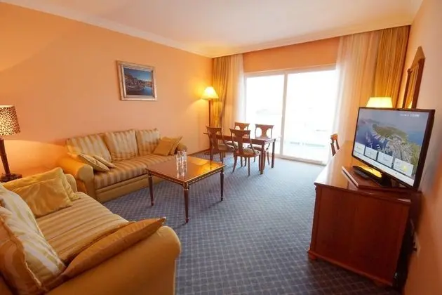 Superior suite with balcony