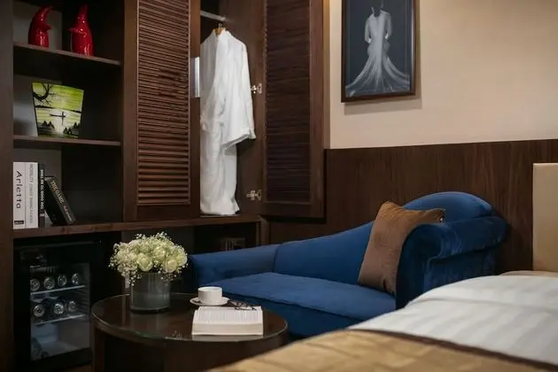 Deluxe Tek Büyük Yataklı Oda