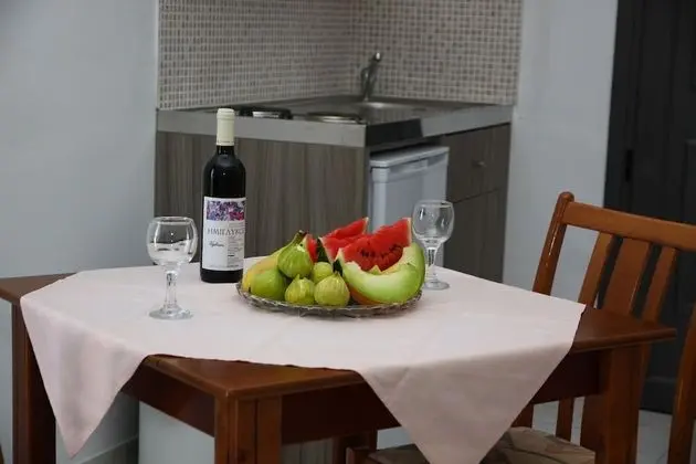 Stüdyo (for 2)