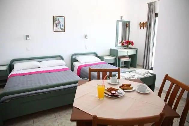 Stüdyo (for 3)