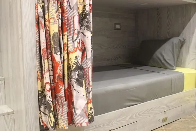 Ortak Ranzalı Oda (Bed in Dorm)