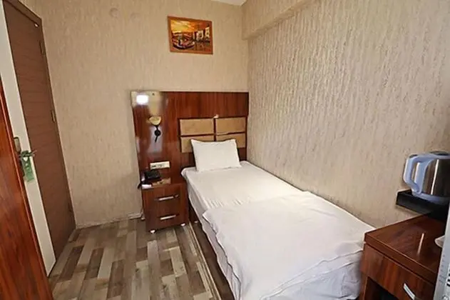 Standard Tek Kişilik Oda