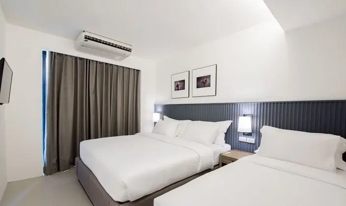 One Bedroom Pool Access