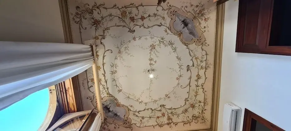 Tek Büyük Yataklı Oda, Balkon, Deniz Manzaralı