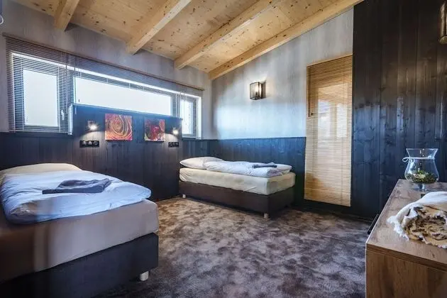 Luxury Villa, 2 Yatak Odası, Mutfak, Göl Manzaralı (Villa Ardea)