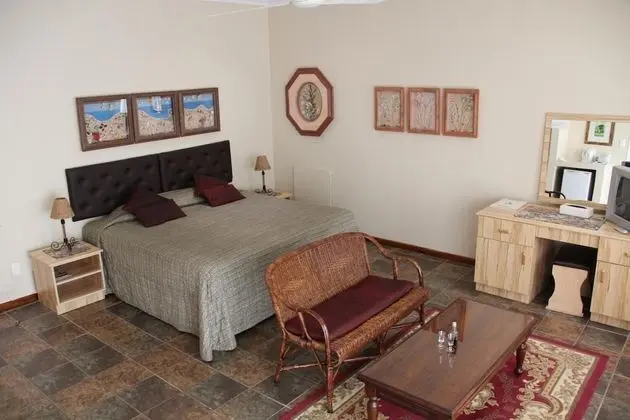 Double Room with King bed (2)