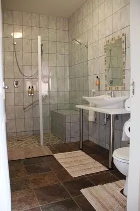 Double Room with King bed (2)