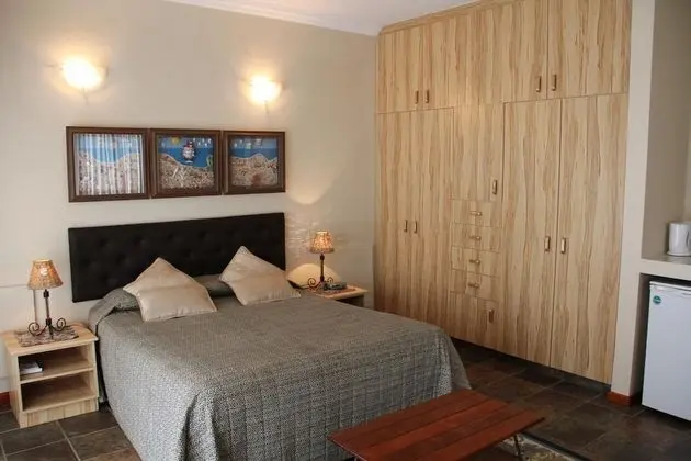 Double Room Queen Wheelchair Friendly (1)