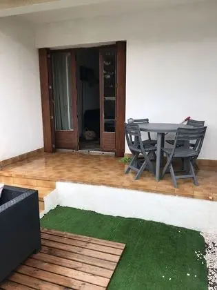 City Apart Daire, Banyolu/Duşlu, Bahçe Manzaralı