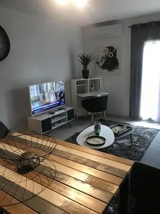 Classic Apart Daire, Banyolu/Duşlu, Bahçe Manzaralı
