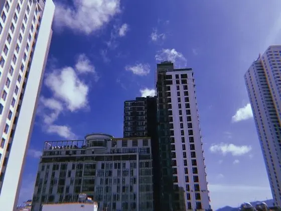 Deluxe Tek Büyük Yataklı Oda, 1 En Büyük (King) Boy Yatak, Balkon, Şehir Manzaralı