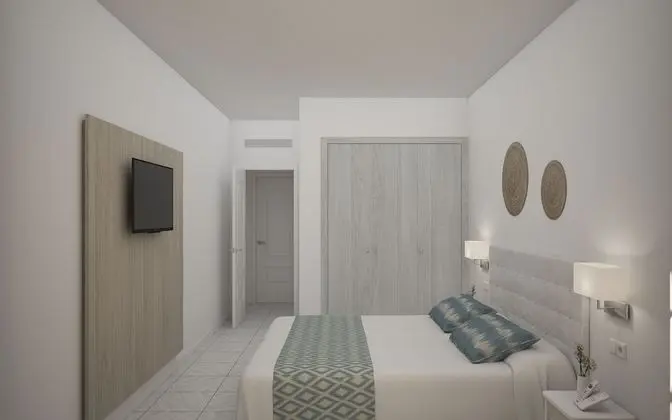 Tek Büyük veya İki Ayrı Yataklı Oda (2 adults)
