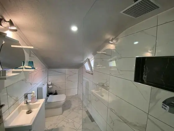 Çatı Katı Standart Oda, Deniz ve Şehir Manzaralı, Balkonlu