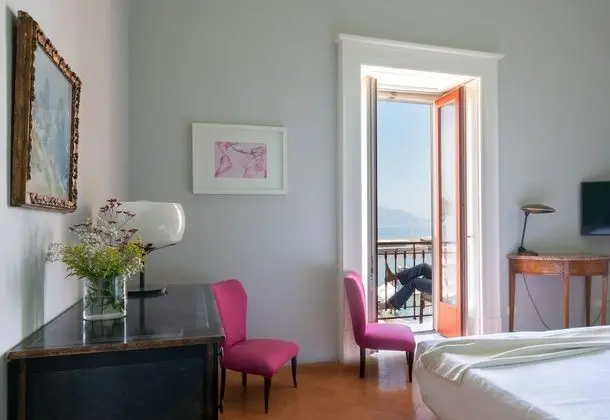 Deluxe Tek Büyük Yataklı Oda, Balkon, Deniz Manzaralı