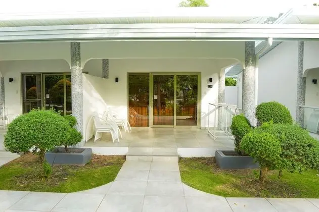 Villa, Bahçe Manzaralı, Havuz Kenarı