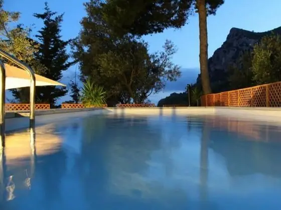 Villa, Sigara İçilebilir