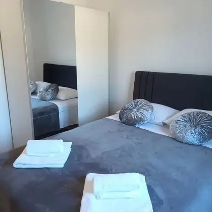 Ev (Marina - quiet & spacious - H(6))