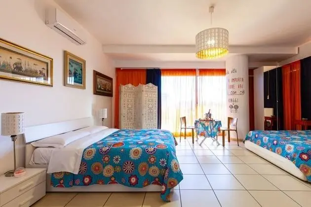 Tek Büyük Yataklı Oda, Balkon