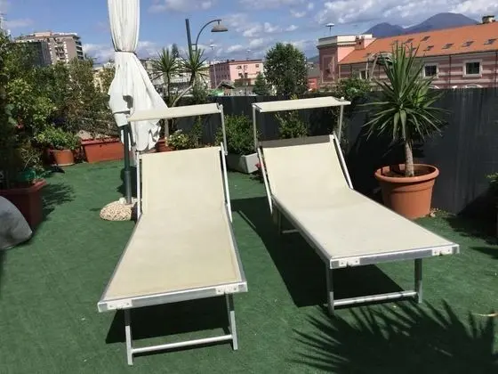 Tek Büyük Yataklı Oda, Balkon